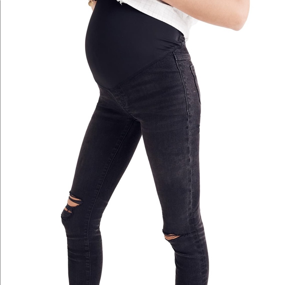 Madewell maternity jeans. Black denim sz 26 or 27.